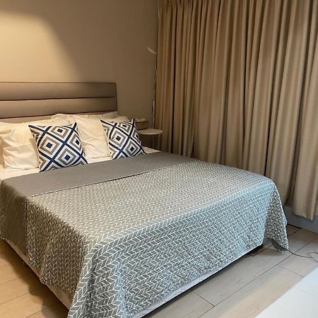 1 Bedroom Condo Uptown Parksuites Bgc, High Floor, Morning Sun 마닐라 외부 사진