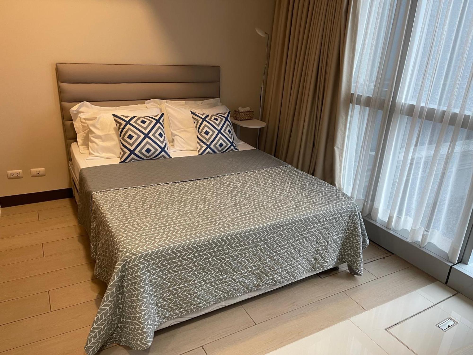 1 Bedroom Condo Uptown Parksuites Bgc, High Floor, Morning Sun 마닐라 외부 사진